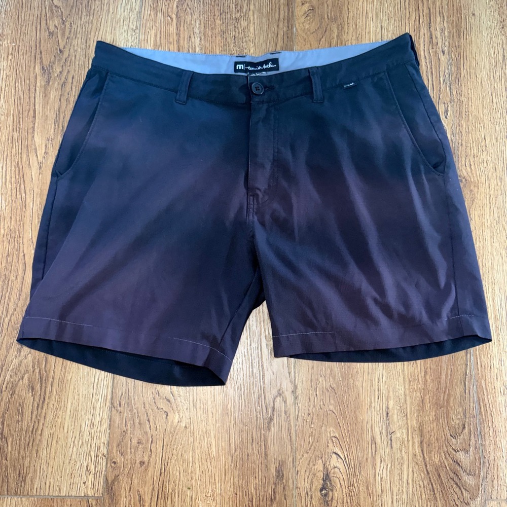 TravisMathew Mens Size 38 Black Golf Shorts Hybrid Flat‎ Front Flaws Read